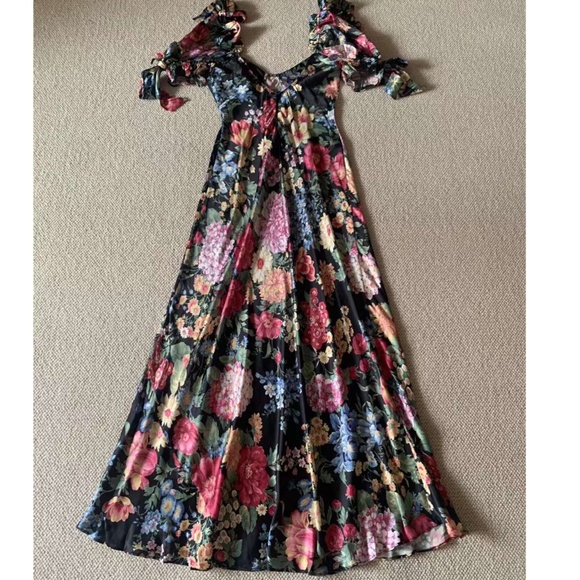 NEW Selkie The Puck Poet Slip Midi Dress - Picture 6 of 15